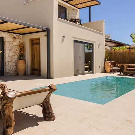 Hilaritas Luxury Suites Sea View, Private Pool & Jacuzzi Paradise Ratzaklíon المظهر الخارجي الصورة