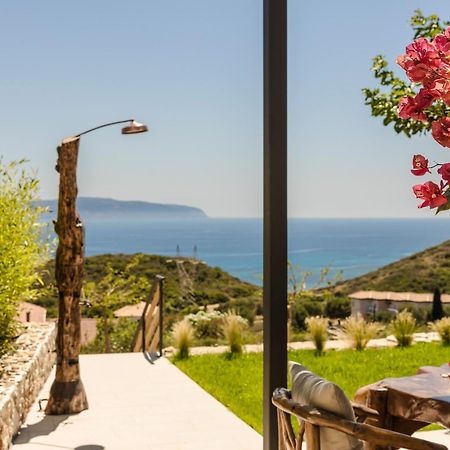 Hilaritas Luxury Suites Sea View, Private Pool & Jacuzzi Paradise Ratzaklíon المظهر الخارجي الصورة