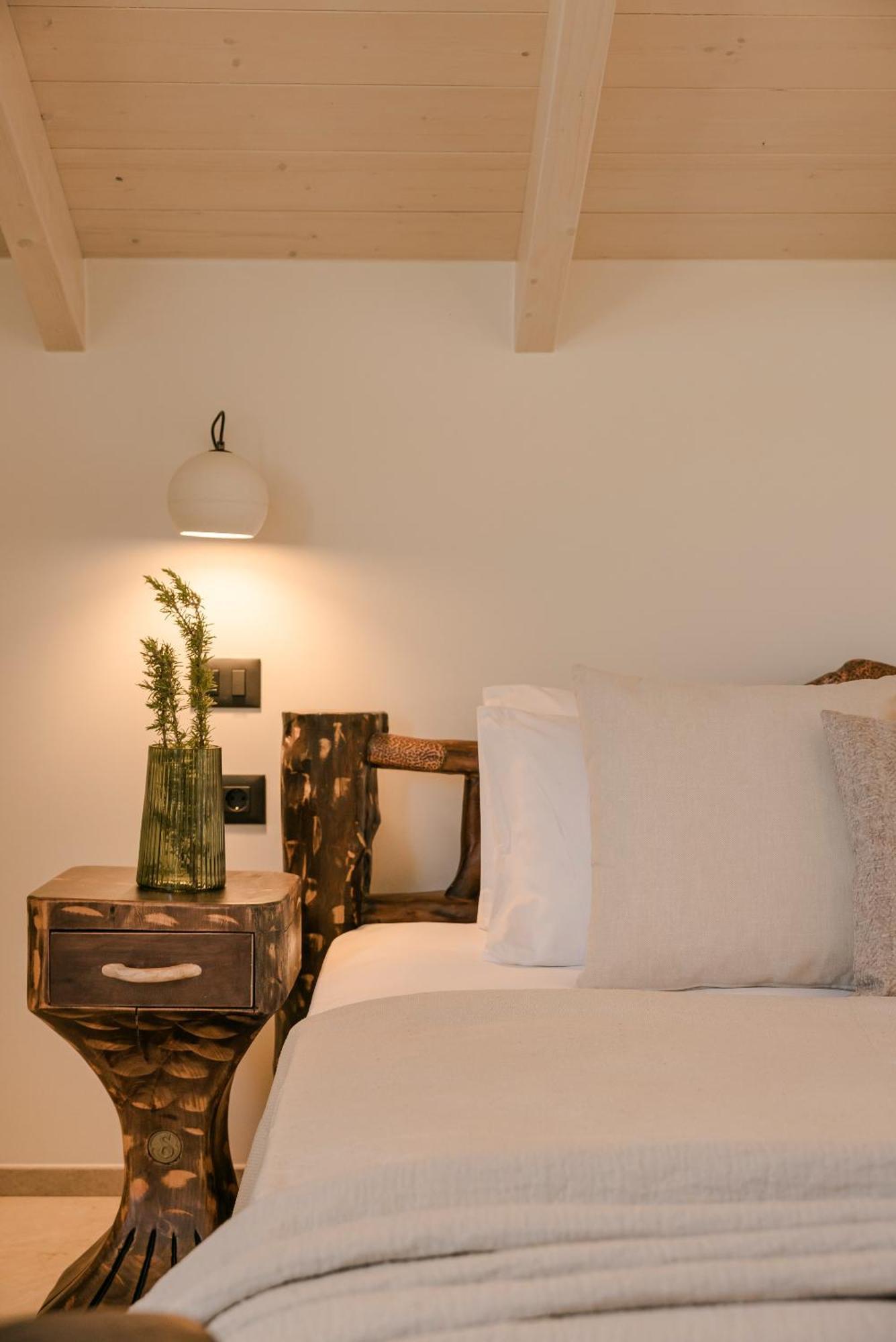 Hilaritas Luxury Suites Sea View, Private Pool & Jacuzzi Paradise Ratzaklíon المظهر الخارجي الصورة