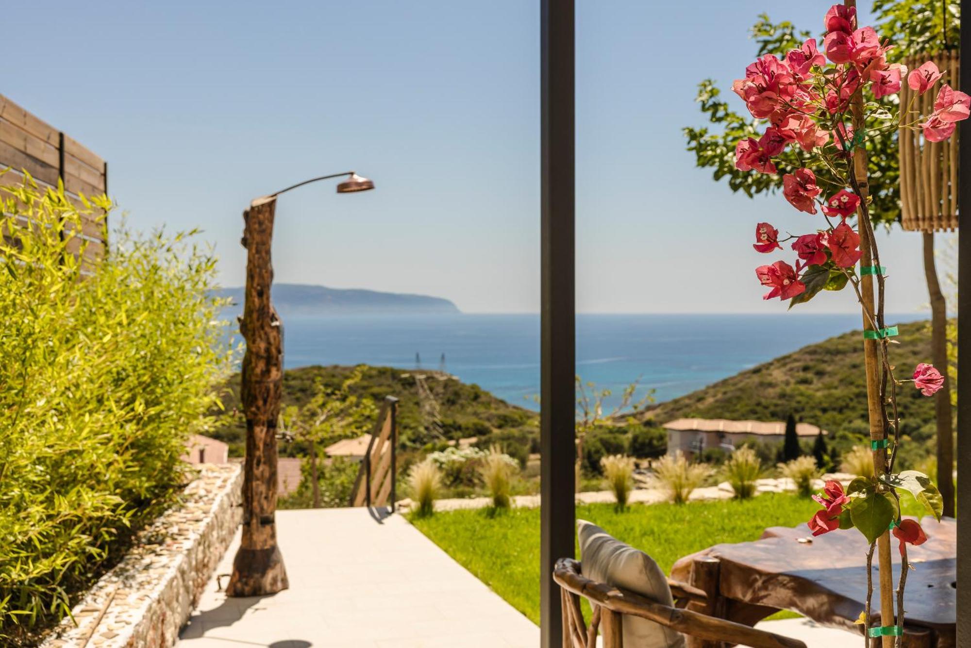 Hilaritas Luxury Suites Sea View, Private Pool & Jacuzzi Paradise Ratzaklíon المظهر الخارجي الصورة