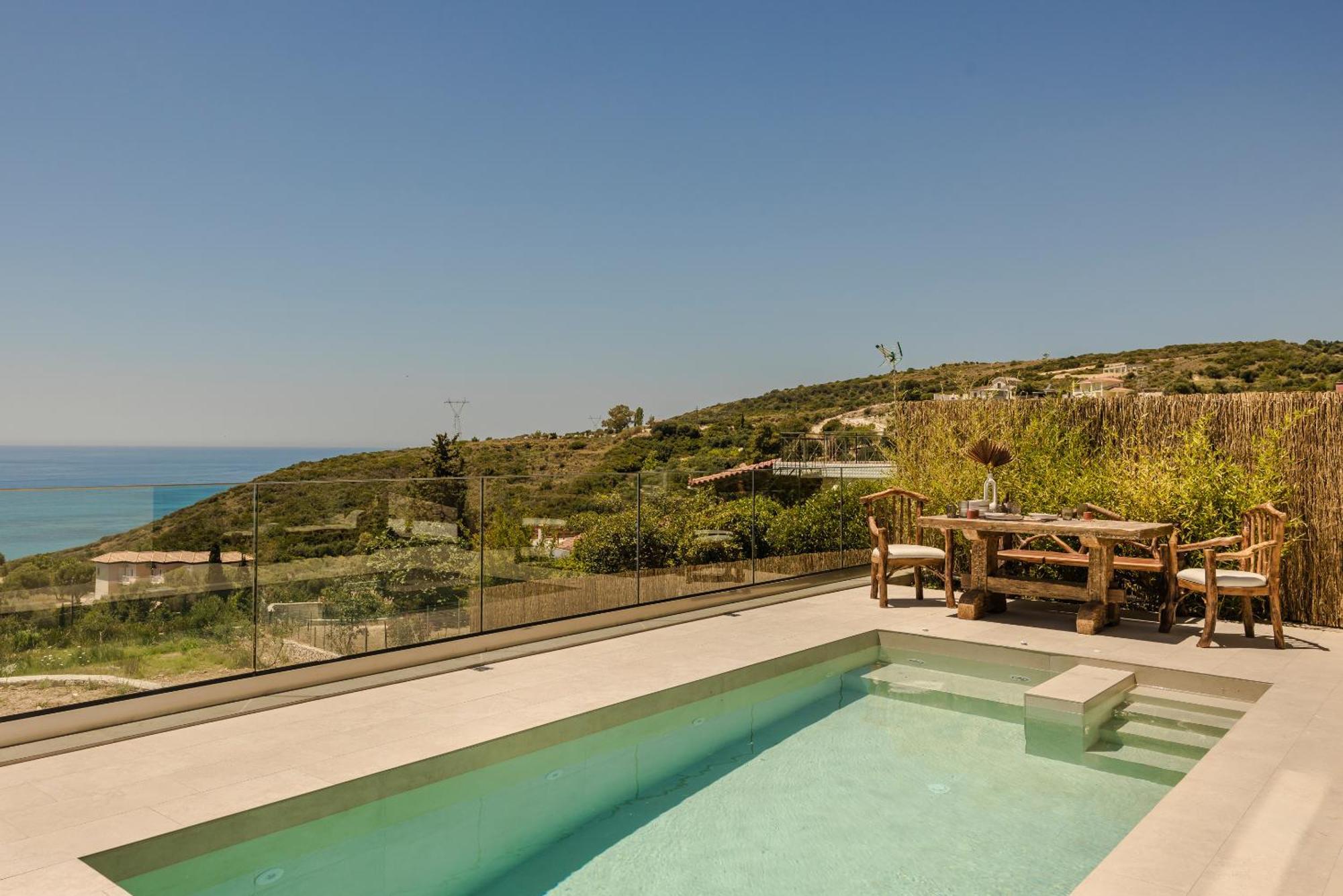Hilaritas Luxury Suites Sea View, Private Pool & Jacuzzi Paradise Ratzaklíon المظهر الخارجي الصورة
