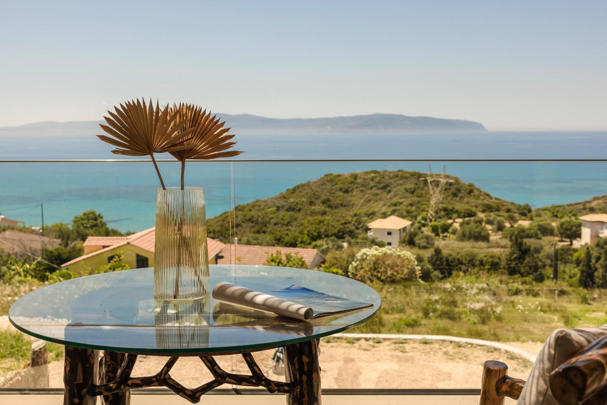 Hilaritas Luxury Suites Sea View, Private Pool & Jacuzzi Paradise Ratzaklíon المظهر الخارجي الصورة