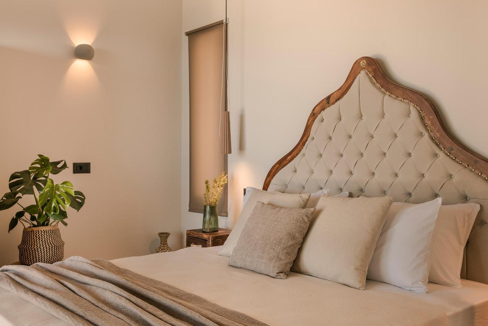 Hilaritas Luxury Suites Sea View, Private Pool & Jacuzzi Paradise Ratzaklíon المظهر الخارجي الصورة