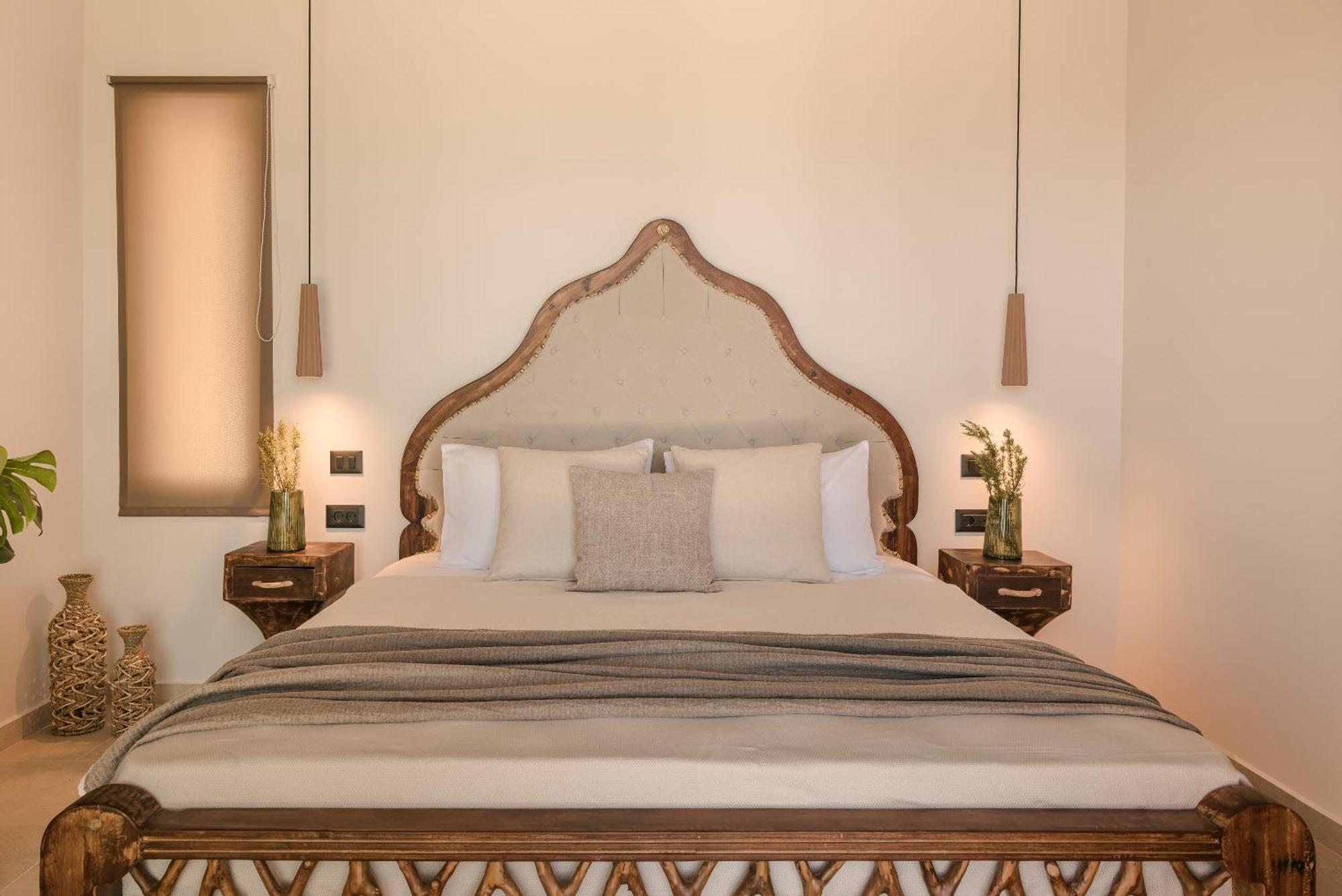 Hilaritas Luxury Suites Sea View, Private Pool & Jacuzzi Paradise Ratzaklíon المظهر الخارجي الصورة