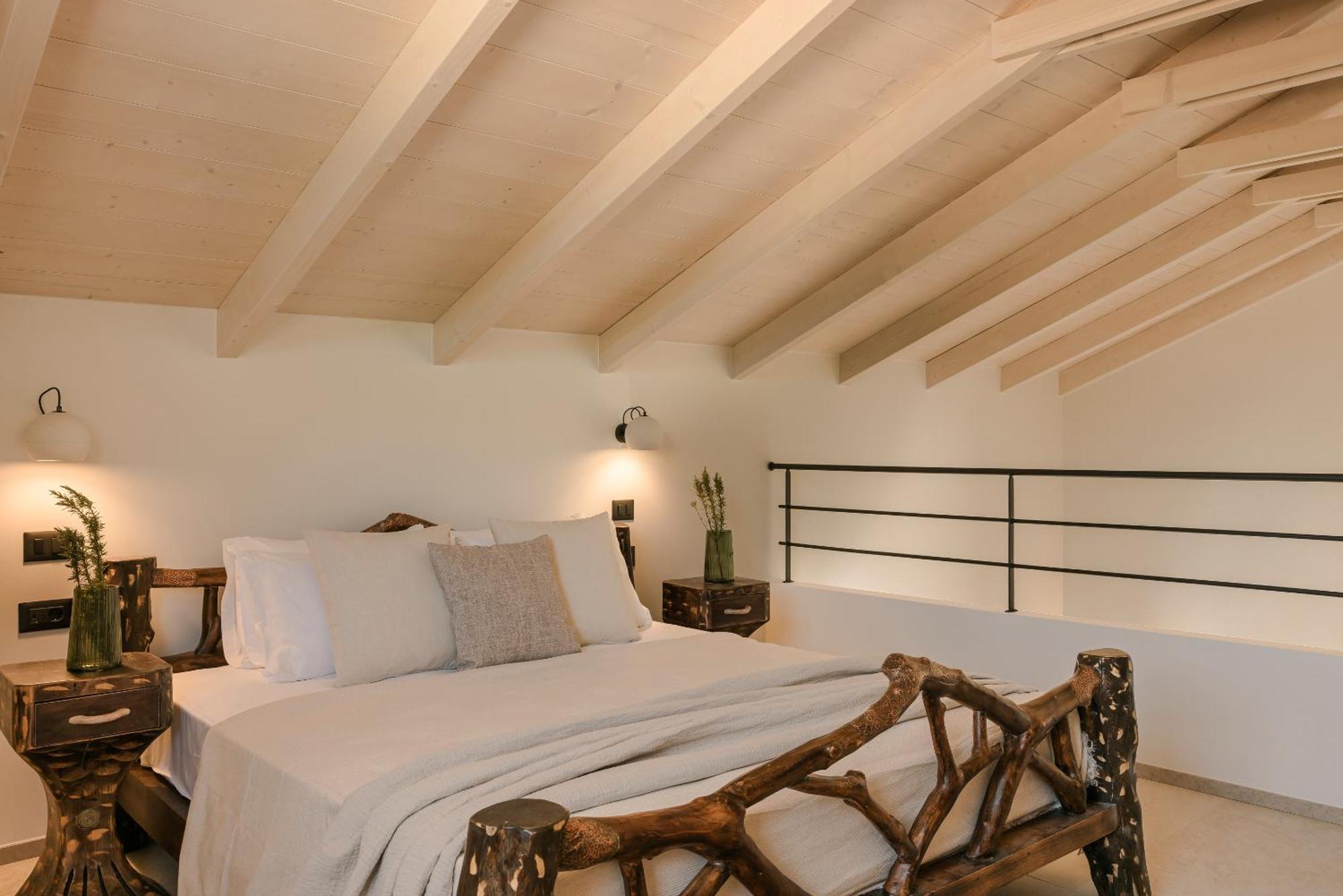 Hilaritas Luxury Suites Sea View, Private Pool & Jacuzzi Paradise Ratzaklíon المظهر الخارجي الصورة